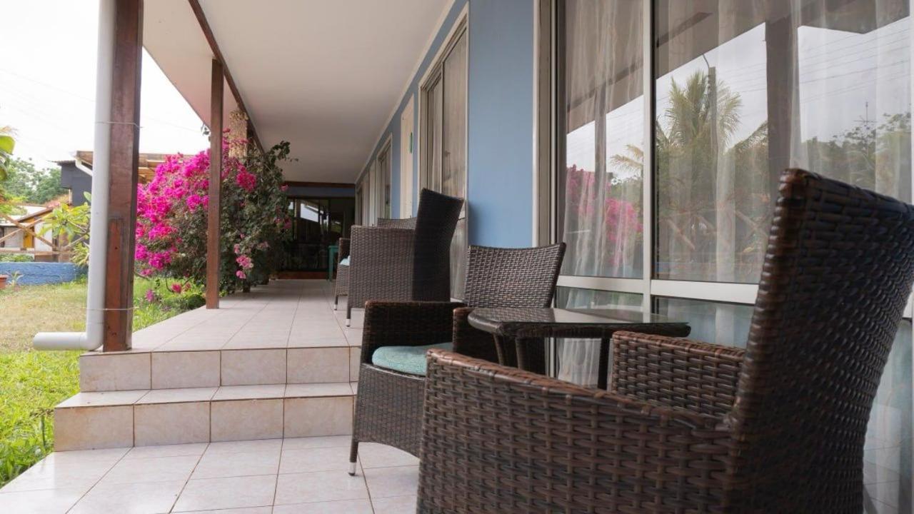 Hotel Petero Atamu Hanga Roa Exteriér fotografie